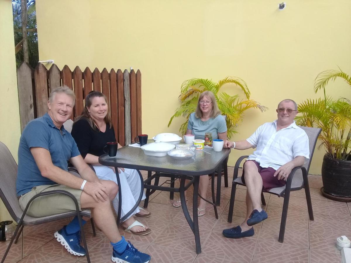 Royal Escape - 1 Hotel Anse La Raye Екстериор снимка