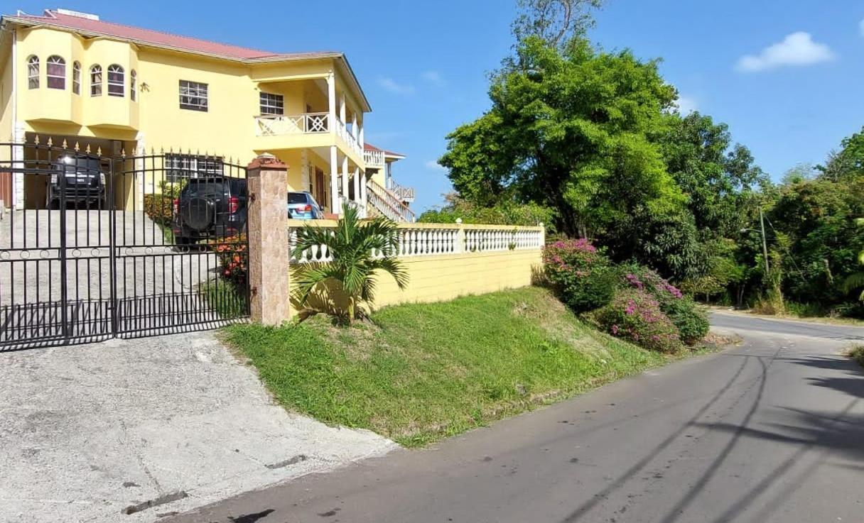 Royal Escape - 1 Hotel Anse La Raye Екстериор снимка
